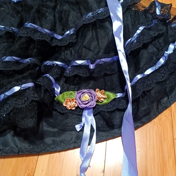 Doll Kill Widow 3 Layer Tulle Black/ Purple Miniskirt Size XSM - Picture 5 of 7